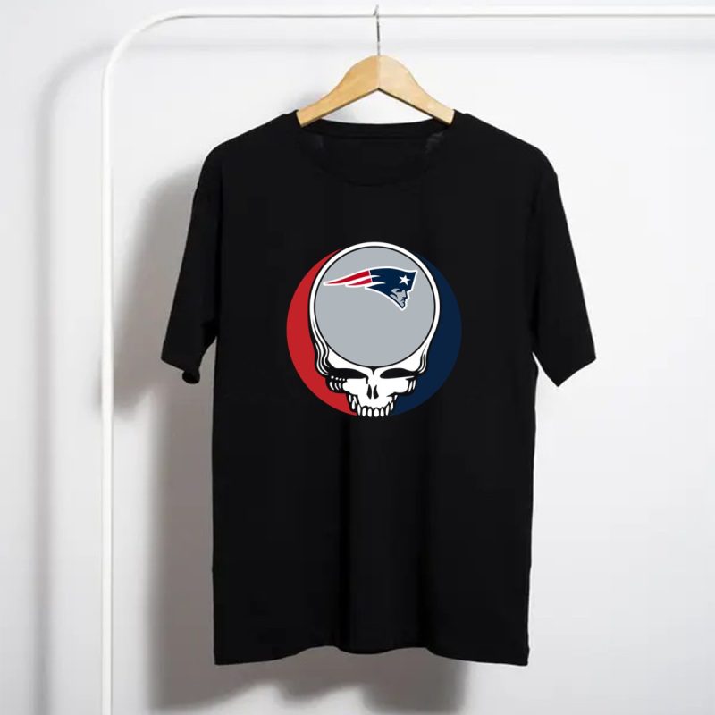 Halloween Skull Funny Football Team New England Patriots T Shirt 1