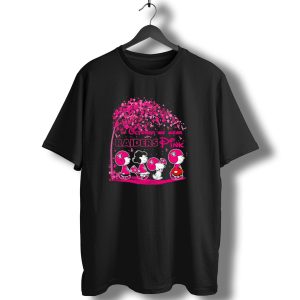 In October We Wear Raiders Pink Peanuts Breast Cancer Awareness T-Shirt