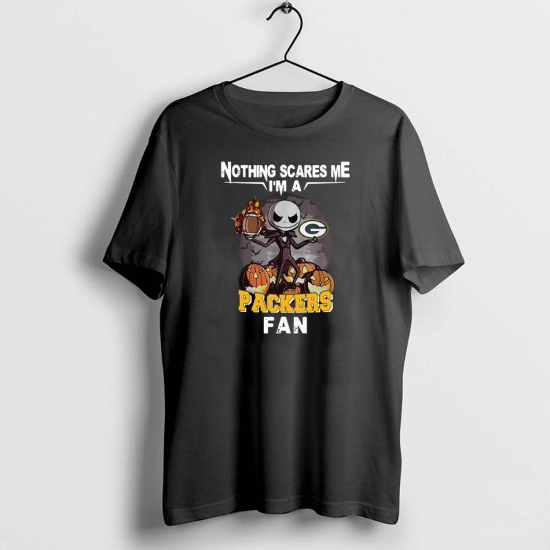 Jack Skellington Nothing Scares Me Im A Green Bay Packers Fan Shirt T Shirt 1 0