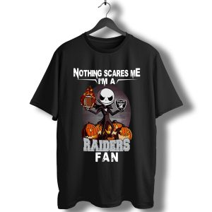 Jack Skellington Nothing Scares Me I'M A Oakland Raiders Fan T-Shirt
