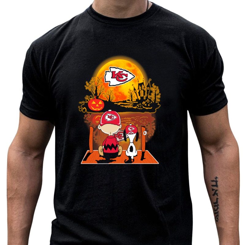 Kansas City Chiefs Snoopy And Charlie Brown Halloween Pumpkin Moon T Shirt T Shirt 1 1