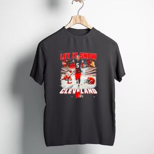 LET IT SNOW CLEVELAND BROWNS FOOTBALL HELMET T-Shirt