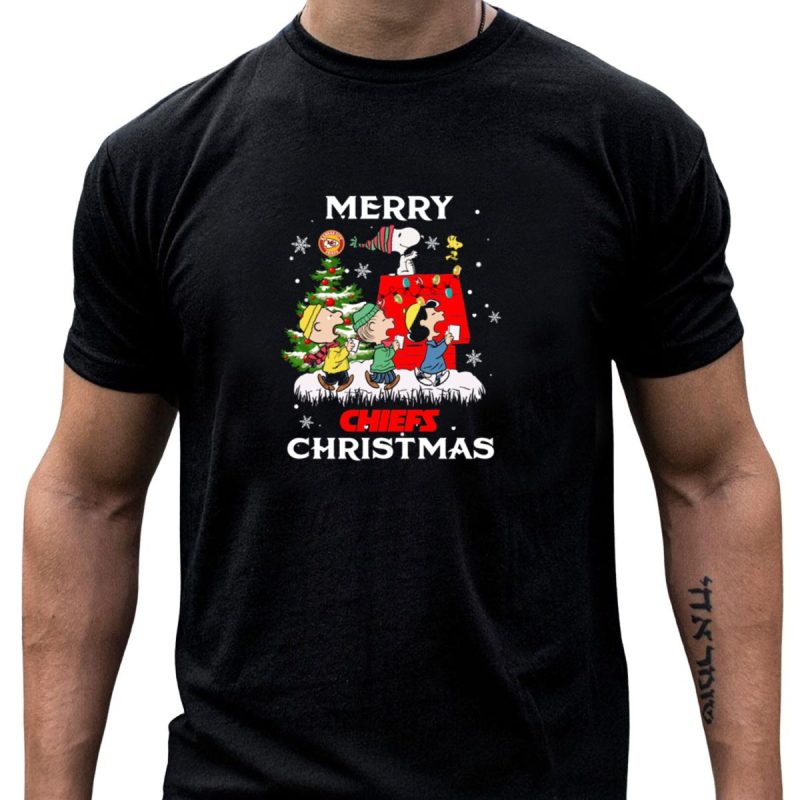 Merry Chiefs Christmas Kansas City Chiefs Peanuts Christmas Snoopy Winter Wonderland T Shirt T Shirt 1 1