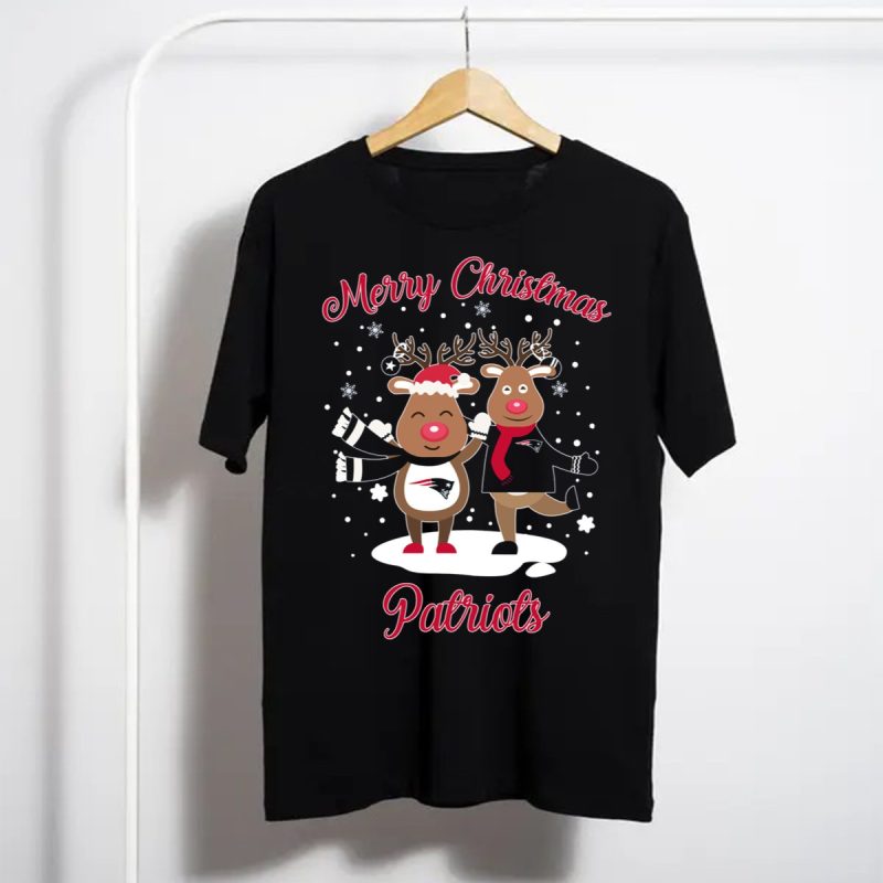 Merry Christmas Patriots Reindeer Snowflakes Holiday T Shirt T Shirt 1