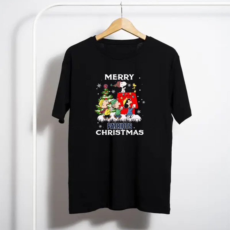 Merry Patriots Christmas Snoopy Peanuts New England Football Holiday T Shirt T Shirt 1