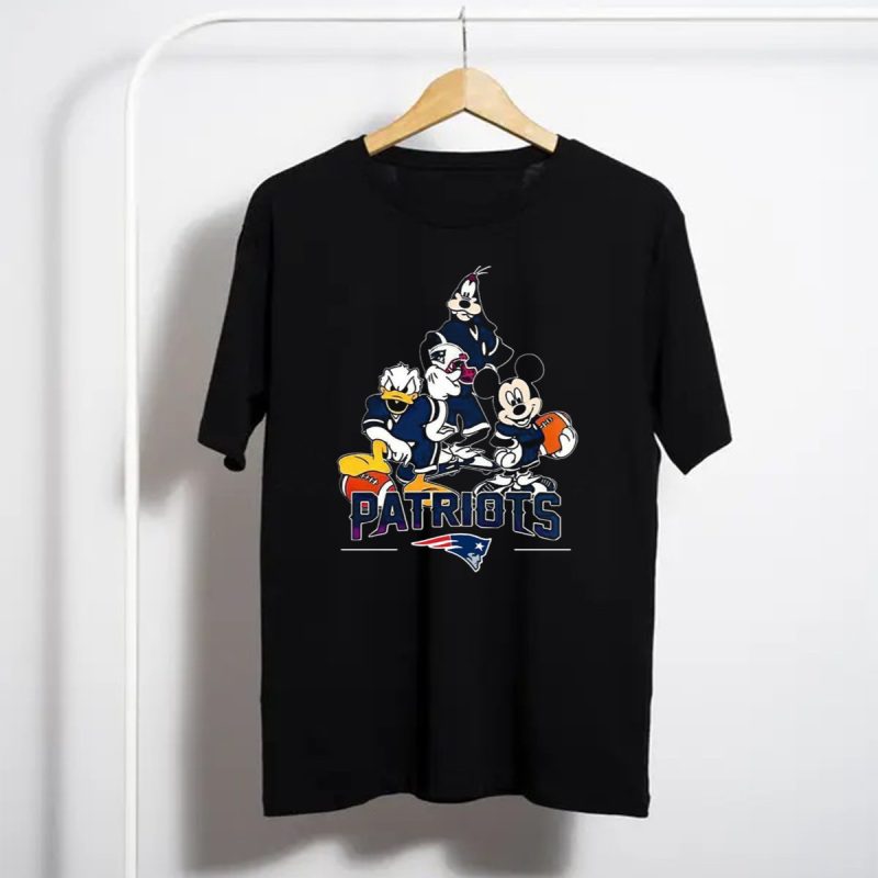 Mickey Mouse Donald Duck Goofy Patriots New England Football T Shirt T Shirt 1