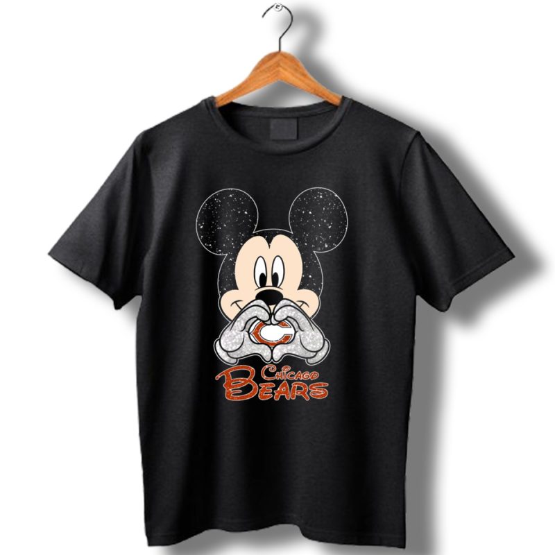 Mickey Mouse Heart Hands Chicago Bears T Shirt 1 T Shirt 1