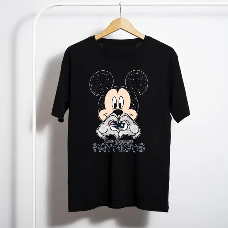 Mickey Mouse Heart Hands Love New England Patriots T Shirt T Shirt 1