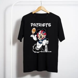 Mickey Mouse New England Patriots T-Shirt