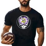 Minnesota-Vikings-Grateful-Dead-Skull-Logo-Fusion-T-Shirt-1_t-shirt-4_5