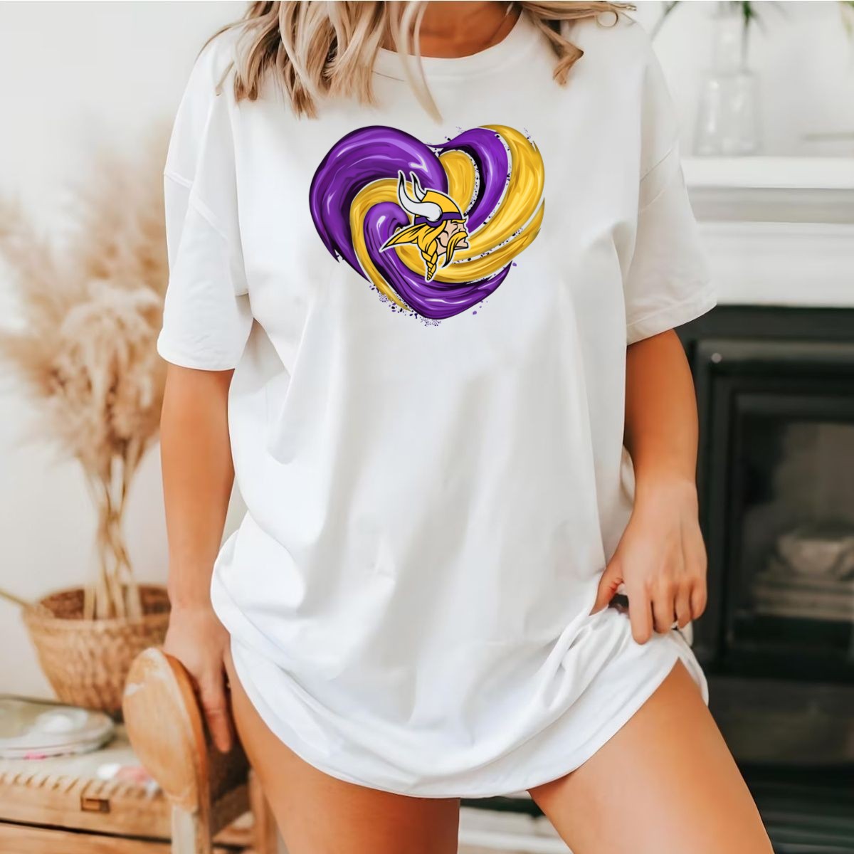 Minnesota-Vikings-Heart-Swirl-Viking-Helmet-T-Shirt-1_t-shirt-1_2