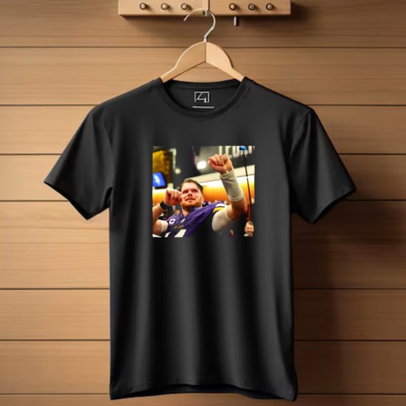 Minnesota-Vikings-Locker-Room-Celebration-Nfl-Sam-Darnold-Insight-T-Shirt-1_T-Shirt-1 Minnesota Vikings Locker Room Celebration Nfl Sam Darnold Insight T Shirt 1 T Shirt 1