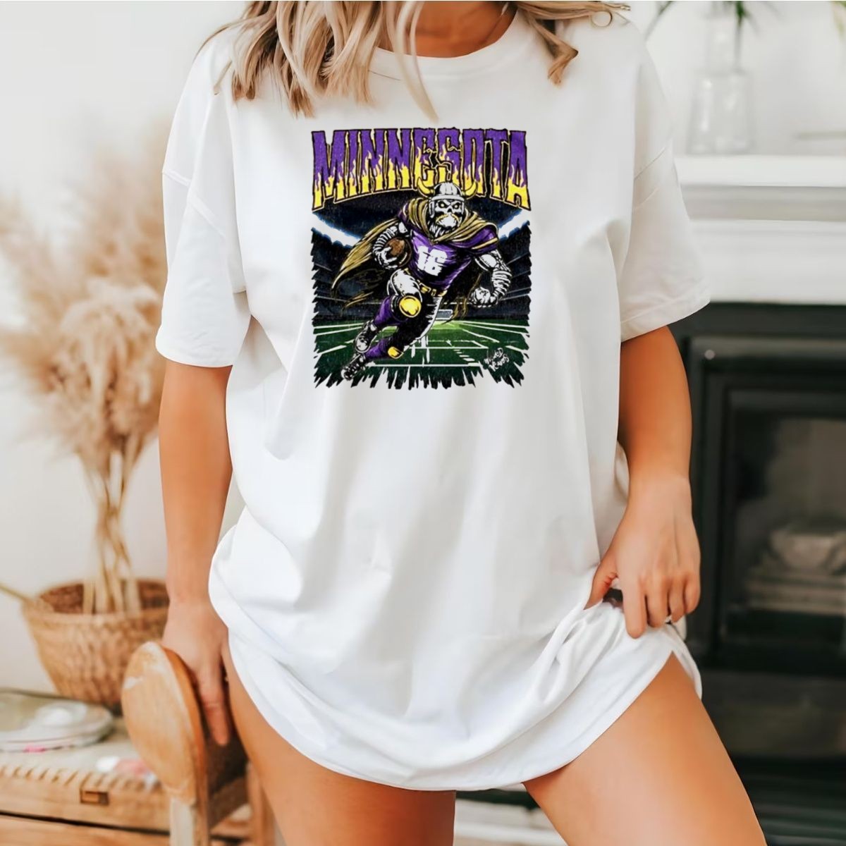 Minnesota-Vikings-Skeleton-Player-Football-Run-T-Shirt-1_t-shirt-1_2