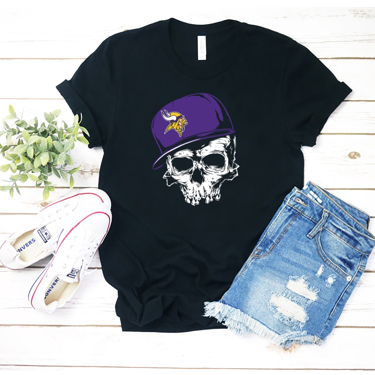 Minnesota-Vikings-Skull-Purple-Hat-T-Shirt-1_t-shirt-2_3