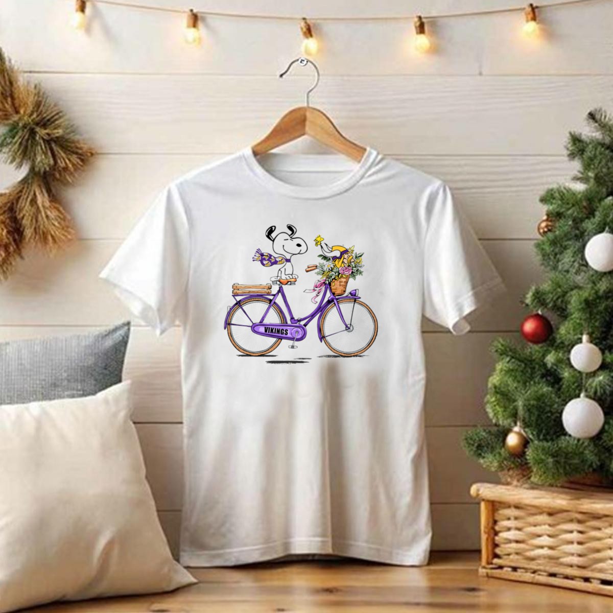 Minnesota-Vikings-Snoopy-Woodstock-Bicycle-Adventure-T-Shirt-1_t-shirt-4_5