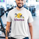 Minnesota-Vikings-Snoopy-Woodstock-Helmet-T-Shirt-1_t-shirt-3_4