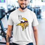 Minnesota-Vikings-T-Shirt-1_t-shirt-3_4