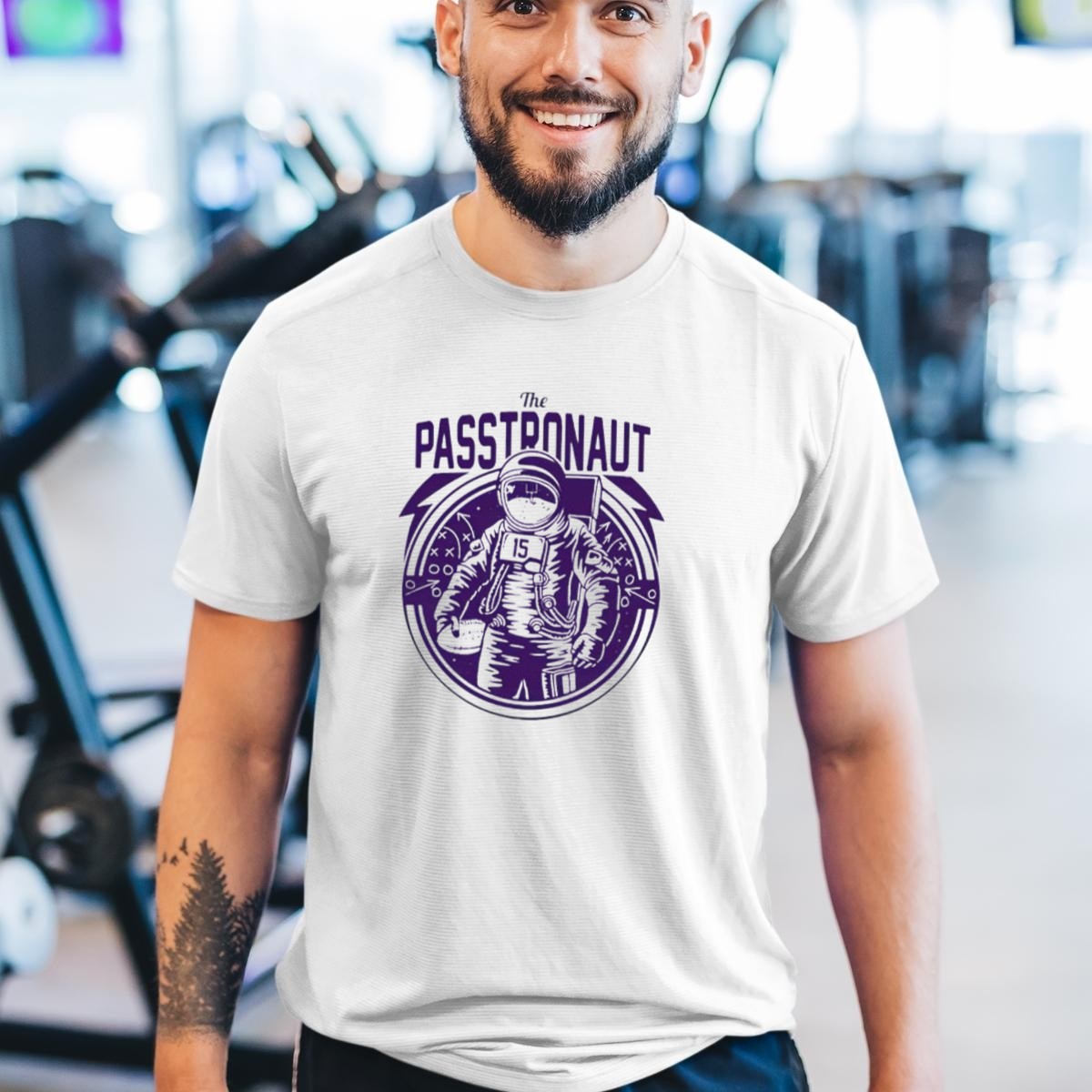 Minnesota-Vikings-The-Passtronaut-Astronaut-Player-Number-15-T-Shirt-1_t-shirt-3_4