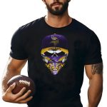 Minnesota-Vikings-Vikings-Purple-Hat-With-Viking-Logo-And-Mask-T-Shirt-1_t-shirt-4_5