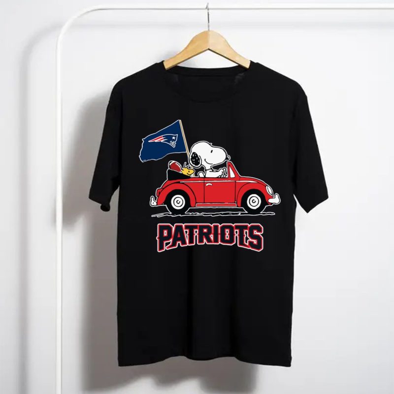 New England Patriots Snoopy Driving Classic Red Car With Flag T Shirt T Shirt 1