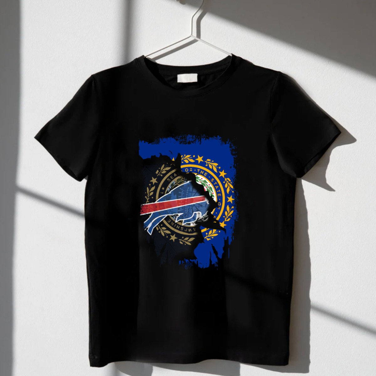 New-Hampshire-State-Seal-With-Buffalo-Bills-Logo-Integration-T-Shirt-1_t-shirt-3_4