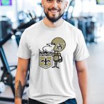 New-Orleans-Saints-1967-Alt-Logo-Fleur-De-Lis-Football-Player-T-Shirt-1_t-shirt-3_4