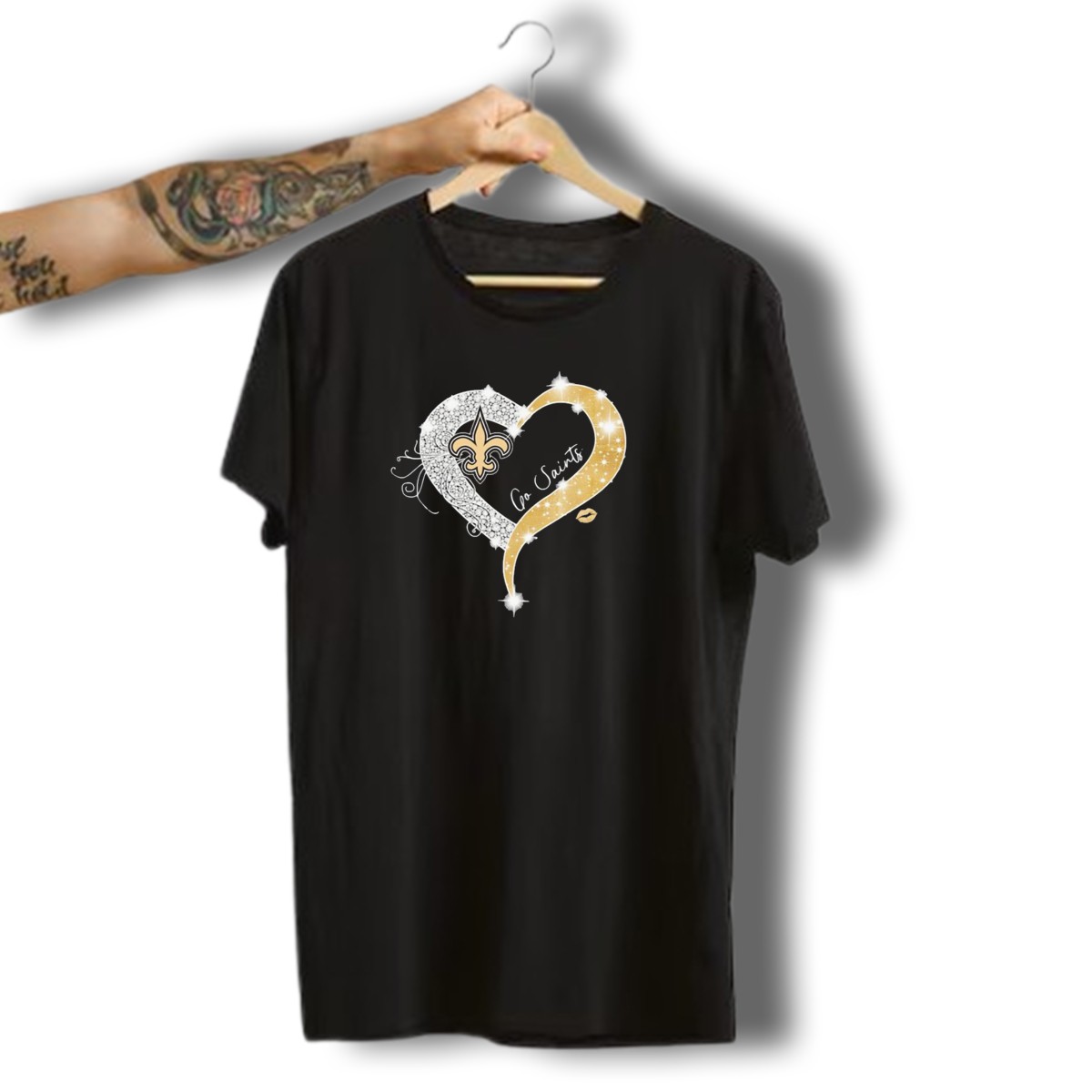 New-Orleans-Saints-Go-Saints-Fleur-De-Lis-Diamond-Heart-With-Gold-Sparkle-T-Shirt-1_t-shirt-3_4