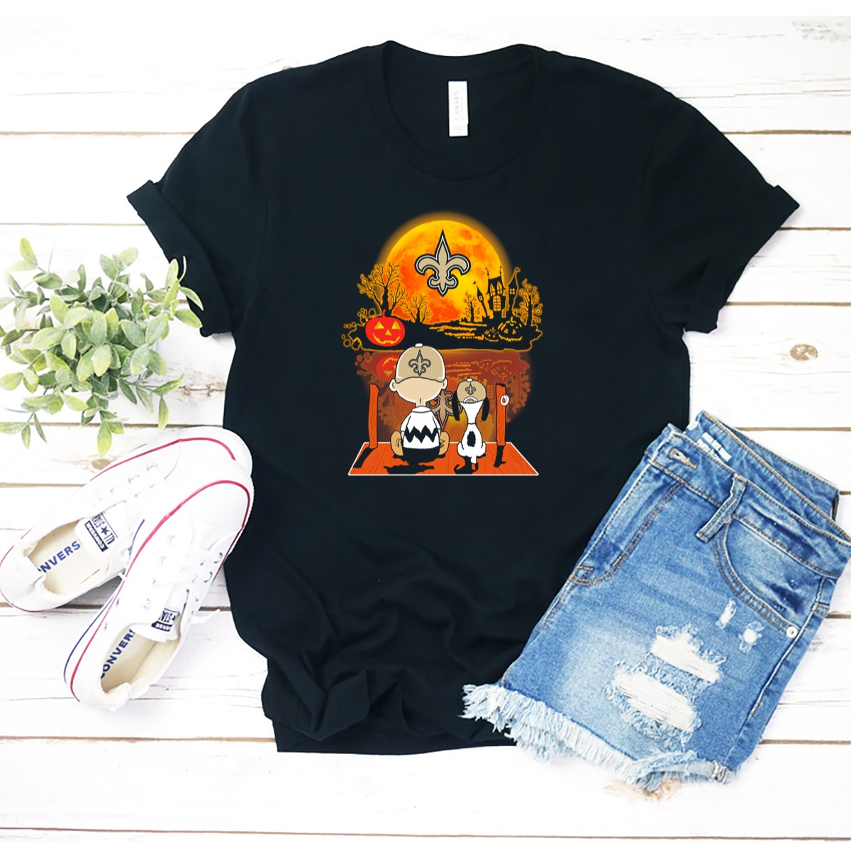 New-Orleans-Saints-Halloween-Snoopy-Charlie-Brown-Pumpkin-Scene-T-Shirt-1_t-shirt-2_3