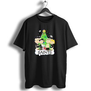 New Orleans Saints Snoopy Christmas Tree Peanuts Characters Snowflakes T Shirt