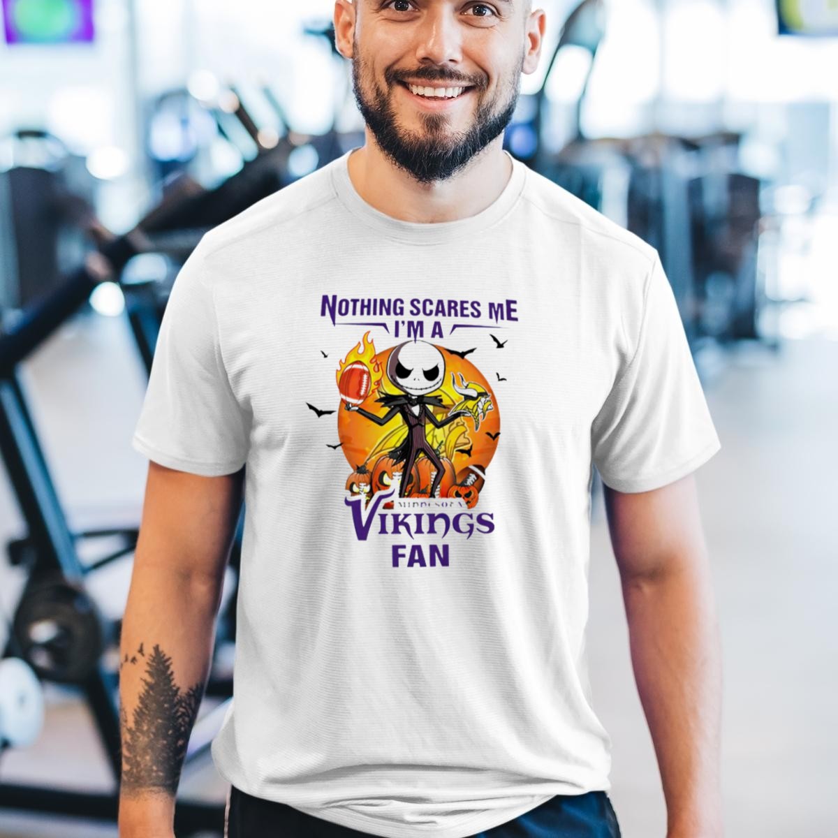 Nothing-Scares-Me-IM-A-Minnesota-Vikings-Fan-Jack-Skellington-Halloween-T-Shirt-1_t-shirt-3_4