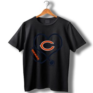 Nurse Heartbeat Love Chicago Bears T-Shirt