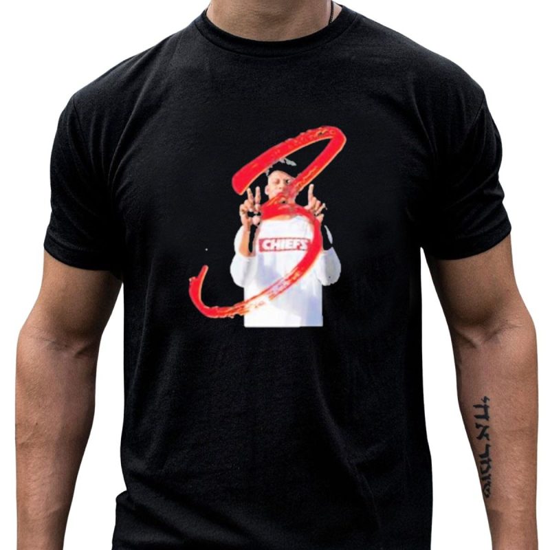 Patrick Mahomes Chiefs Super Bowl Lix Three Peat Celebration T Shirt T Shirt 1 1