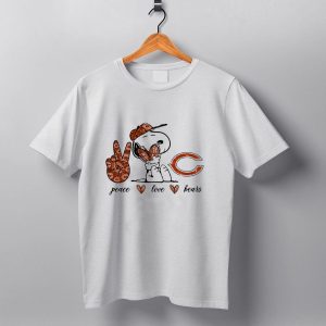 Peace Love Chicago Bears Snoopy Victory T Shirt