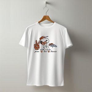 Peace Love Denver Broncos Snoopy NFL Fan T-Shirt