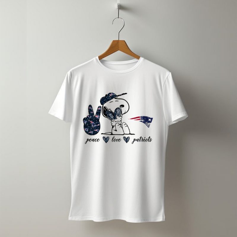 Peace Love Patriots Snoopy New England Patriots Fan T Shirt T Shirt 1