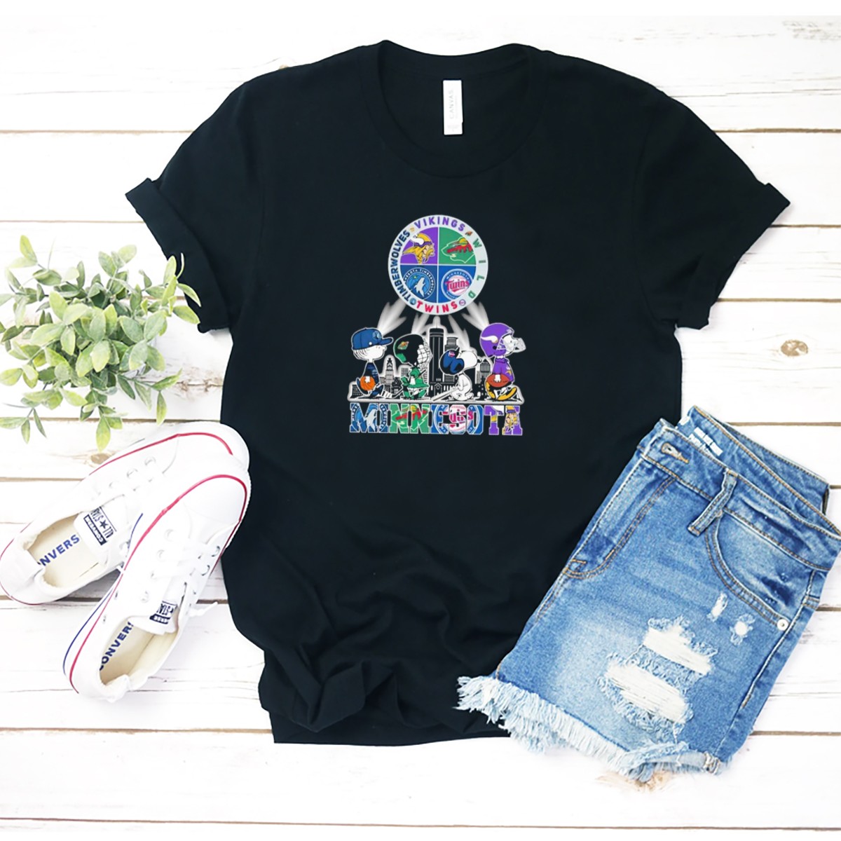 Peanuts-Characters-Minnesota-Vikings-Timberwolves-Wild-Twins-Walking-In-Minnesota-T-Shirt-1_t-shirt-2_3