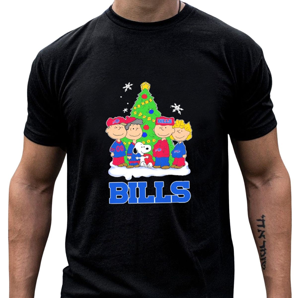 Peanuts-Characters-With-Buffalo-Bills-Christmas-Tree-And-Snowflakes-T-Shirt-1_t-shirt-4_5