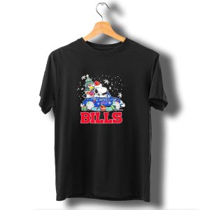 Peanuts Snoopy Woodstock Christmas Car Buffalo Bills Flag Winter Snowflakes T-Shirt