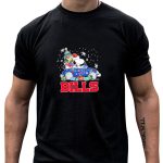 Peanuts-Snoopy-Woodstock-Christmas-Car-Buffalo-Bills-Flag-Winter-Snowflakes-T-Shirt-1_t-shirt-4_5
