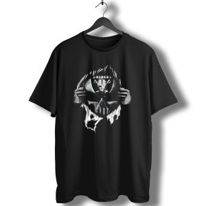 Raiders Skull Mask With Vintage T-Shirt