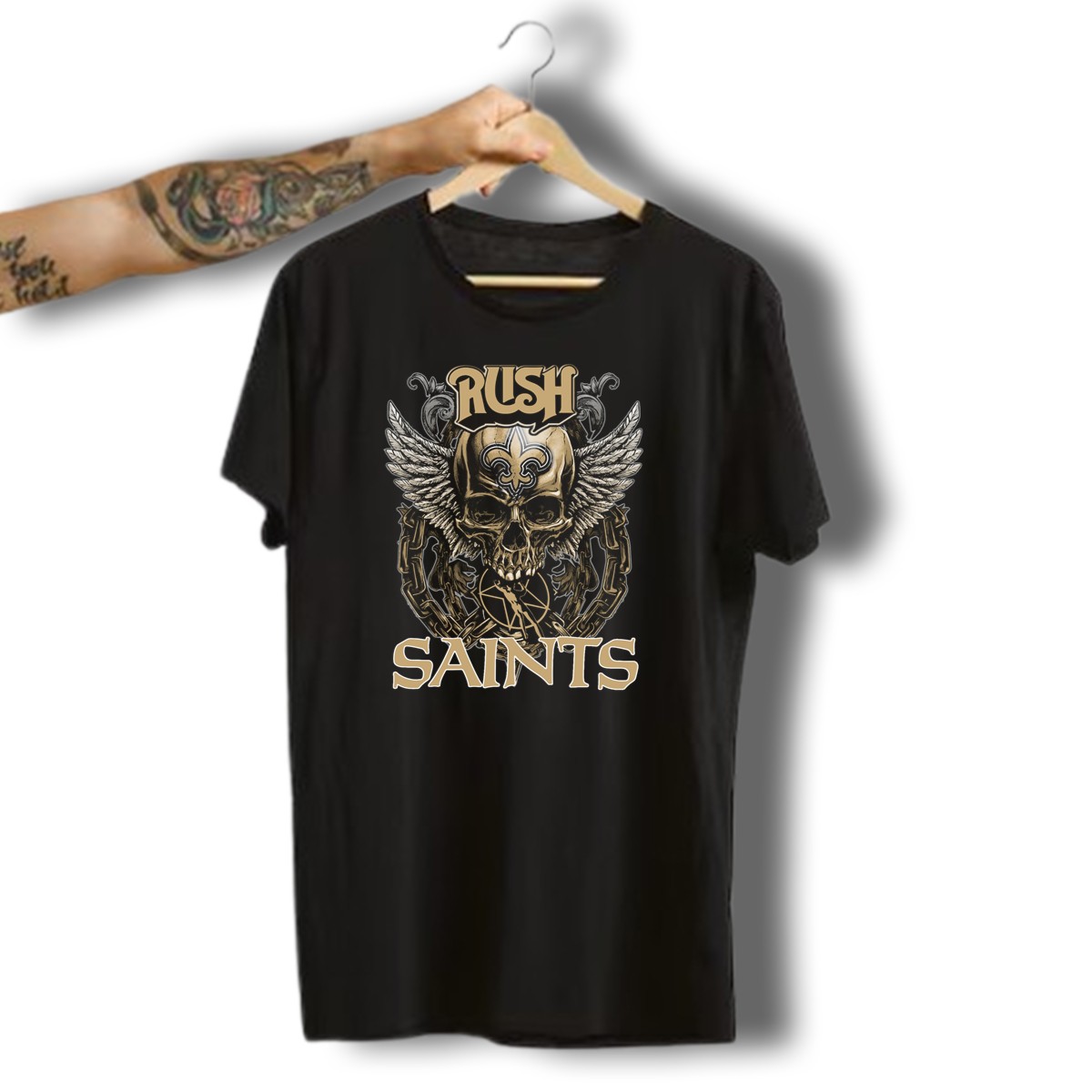 Rush-New-Orleans-Saints-Skull-With-Wings-And-Chains-Fleur-De-Lis-Emblem-T-Shirt-1_t-shirt-3_4
