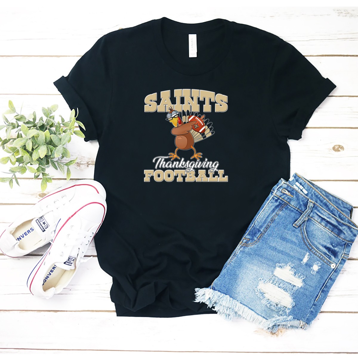 Saints-Thanksgiving-Football-Turkey-With-New-Orleans-Saints-Football-T-Shirt-1_t-shirt-2_3