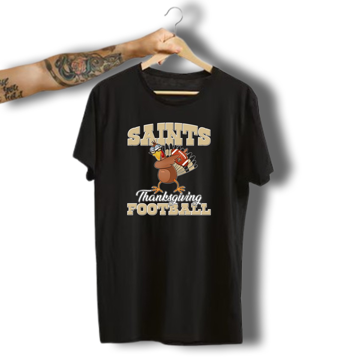 Saints-Thanksgiving-Football-Turkey-With-New-Orleans-Saints-Football-T-Shirt-1_t-shirt-3_4
