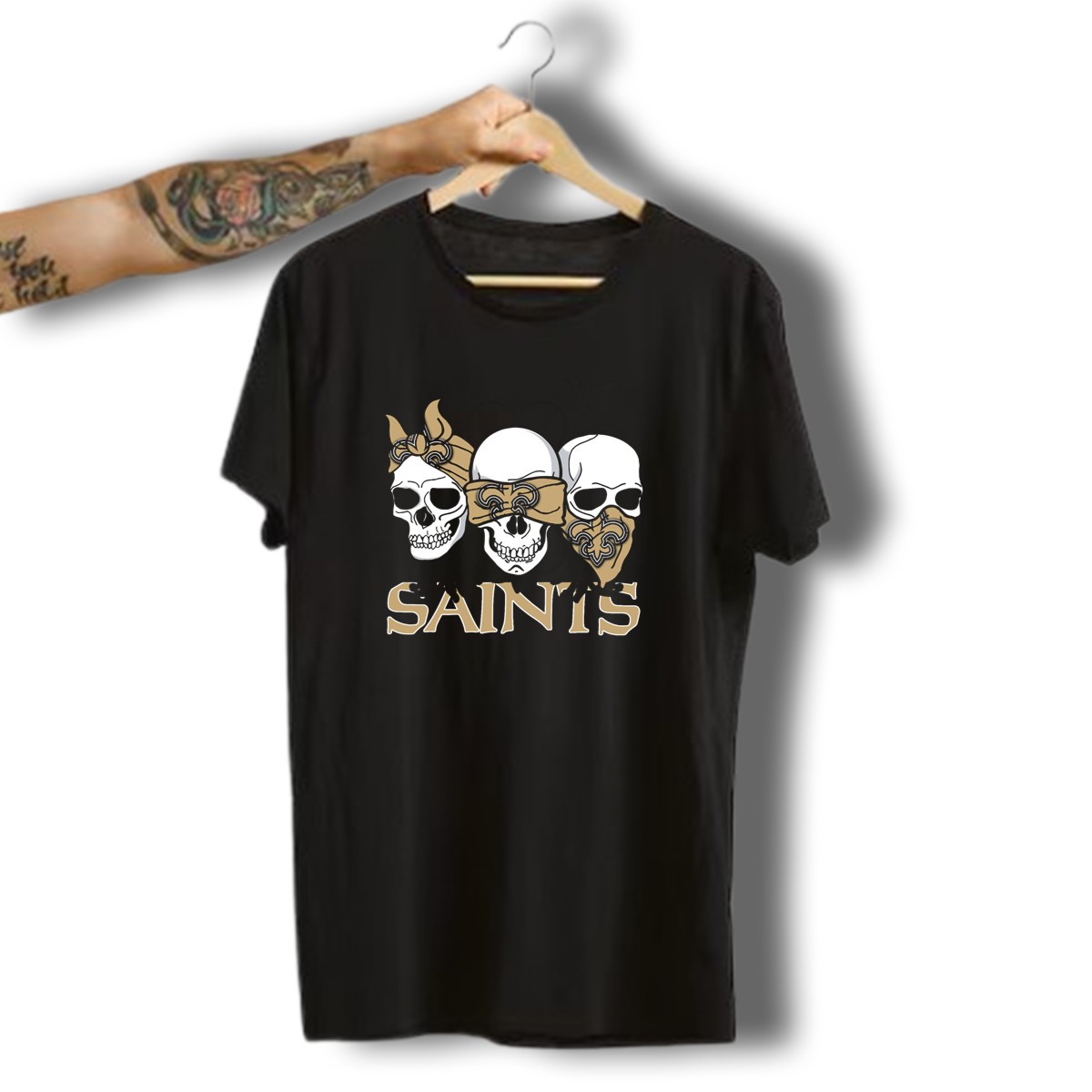 Saints-Three-Skull-New-Orleans-T-Shirt-1_t-shirt-3_4