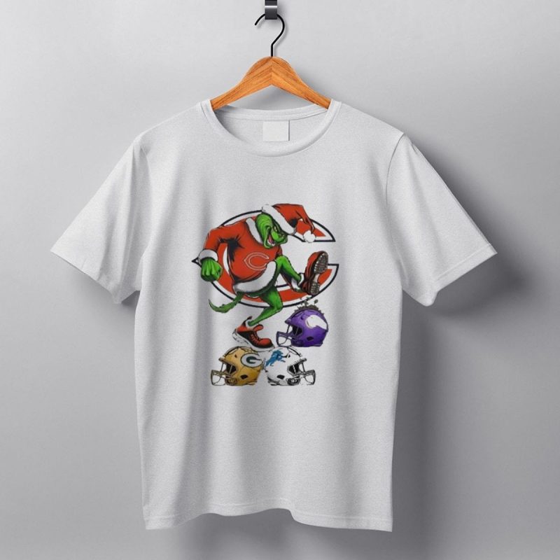 Santa-Grinch-Chicago-Bears-Stomp-On-Nfl-Teams-Christmas-2024-Packers-Vikings-Panthers-T-Shirt-1_T-Shirt-1 Santa Grinch Chicago Bears Stomp On Nfl Teams Christmas 2024 Packers Vikings Panthers T Shirt 1 T Shirt 1