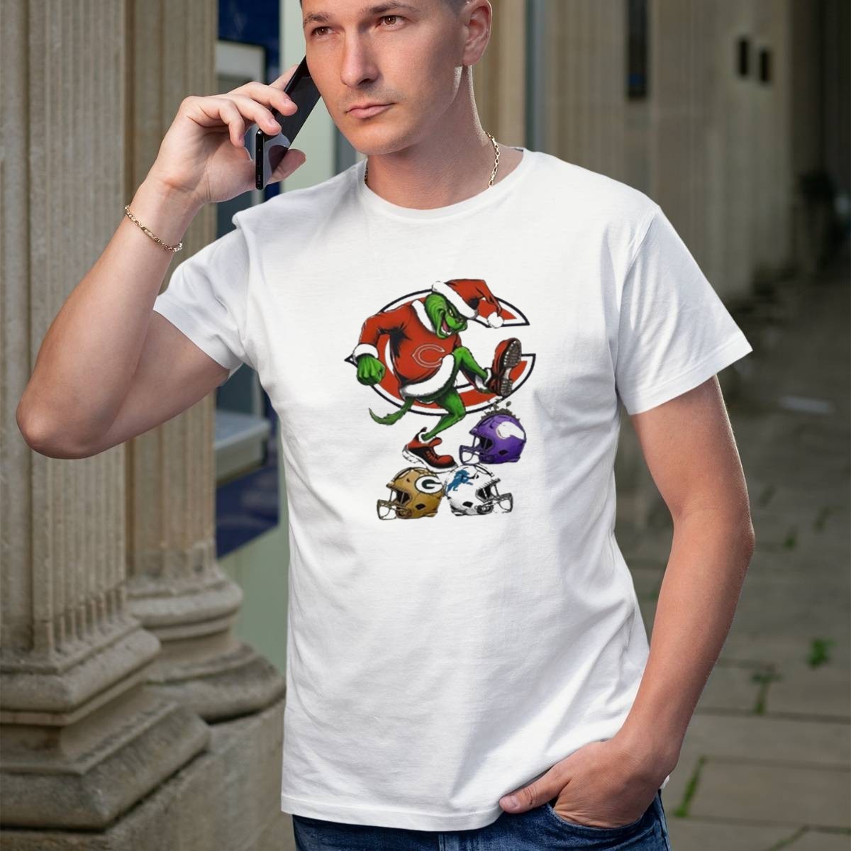 Santa-Grinch-Chicago-Bears-Stomp-On-Nfl-Teams-Christmas-2024-Packers-Vikings-Panthers-T-Shirt-1_t-shirt-2_3