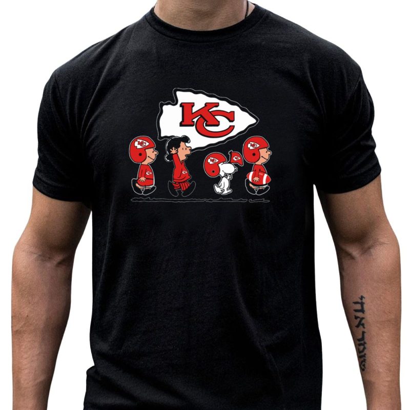 Snoopy Peanuts Kansas City Chiefs Team Spirit T Shirt T Shirt 1 1