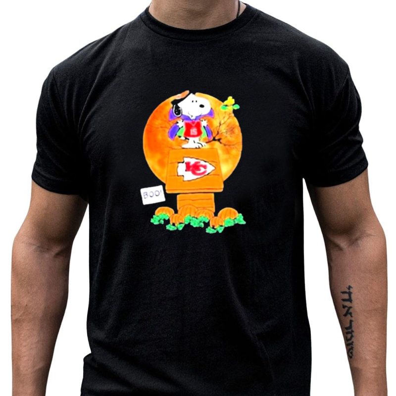 Snoopy Woodstock Witch Boo Kansas City Chiefs Halloween Peanuts Charlie Brown 15 T Shirt T Shirt 1 1