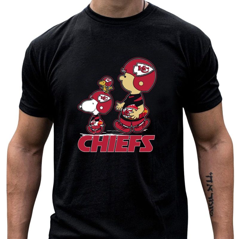 Snpfootball Peanuts Kansas City Chiefs Charlie Brown Snoopy Woodstock Chiefs T Shirt T Shirt 1 1