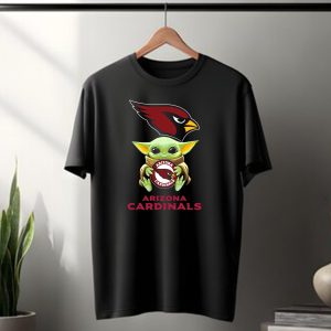 Star Wars Baby Yoda Arizona Cardinals Hug T-Shirt